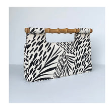 Load image into Gallery viewer, Lilibridge Bamboo Clutch, Sea Feather Black